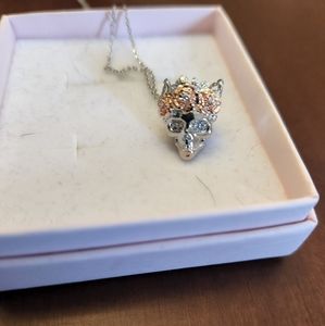 Skull charmed aroma necklace